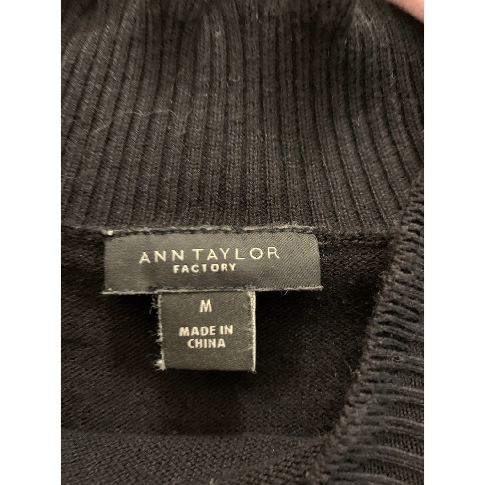 Ann Taylor Factory Womens Medium Black Mock Neck Sweater Top Quiet Luxury - Picture 7 of 8